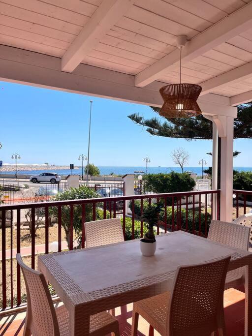 Le Dimore Di Maria Manfredonia Bagian luar foto