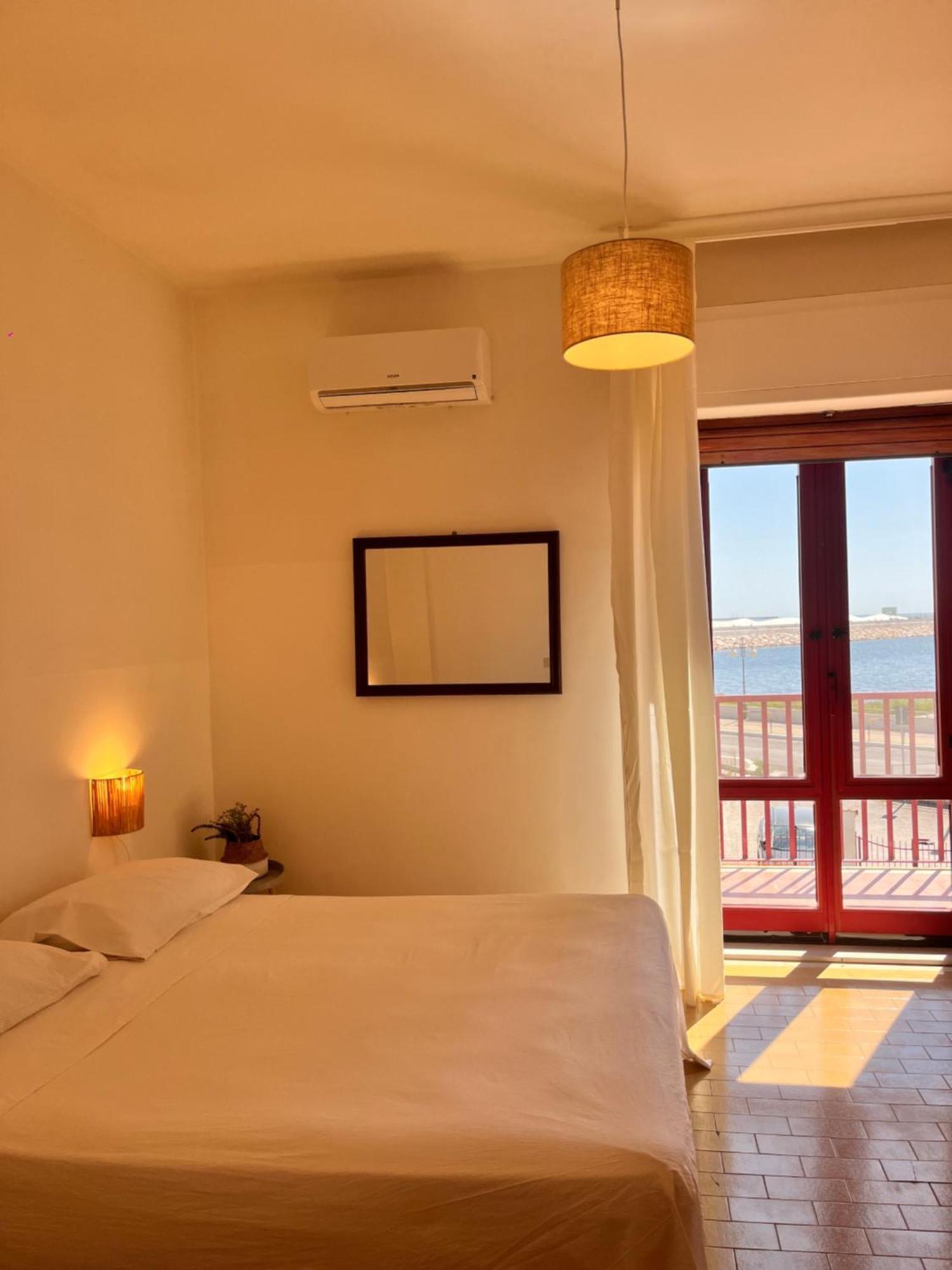 Le Dimore Di Maria Manfredonia Bagian luar foto